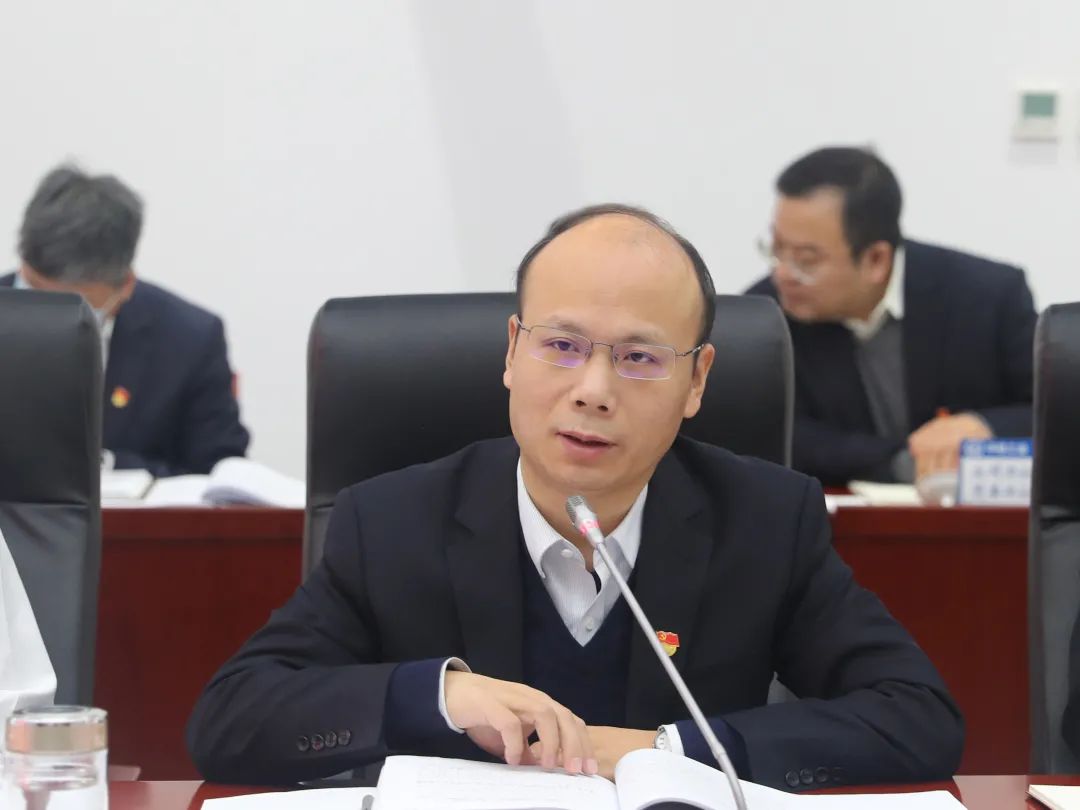 中国ag尊龙凯时总裁、党委副书记陈文健指导ag尊龙凯时工业党委党史学习教育专题民主生活会并开展工作调研