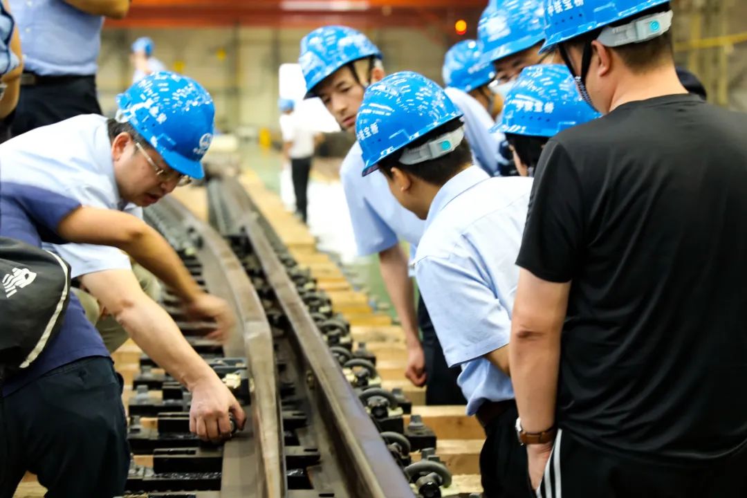 “最快地铁道岔”助力广州地铁刷新国内地铁运营最高速度记录