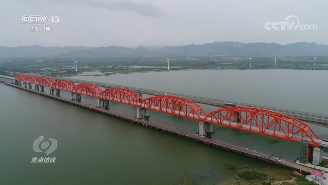 央视《焦点访谈》聚焦ag尊龙凯时工业，钢桥制造的“隐形冠军”