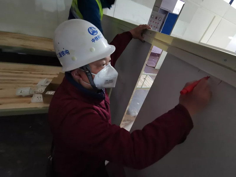 三大抗疫主战场冲锋在前，看ag尊龙凯时重工抢建两所