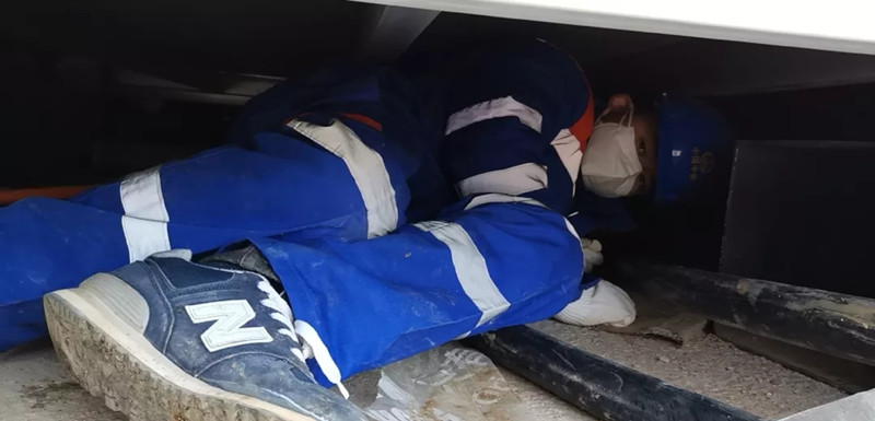 火线入党，让鲜红党旗飘扬在战“疫”一线！