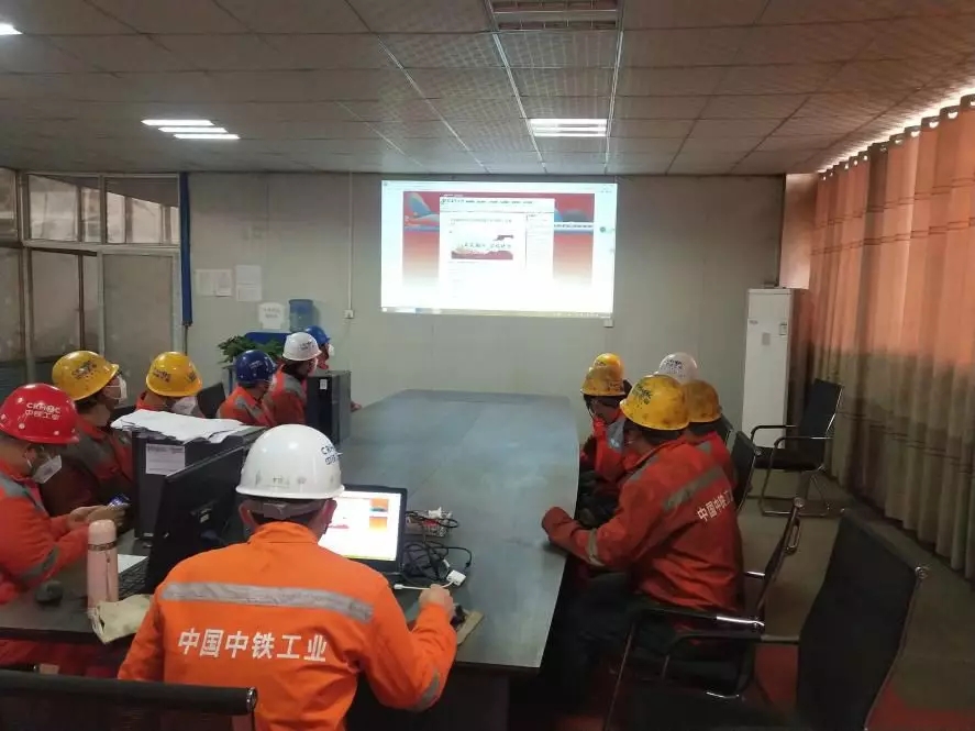 ag尊龙凯时工业重点项目复工复产进行时